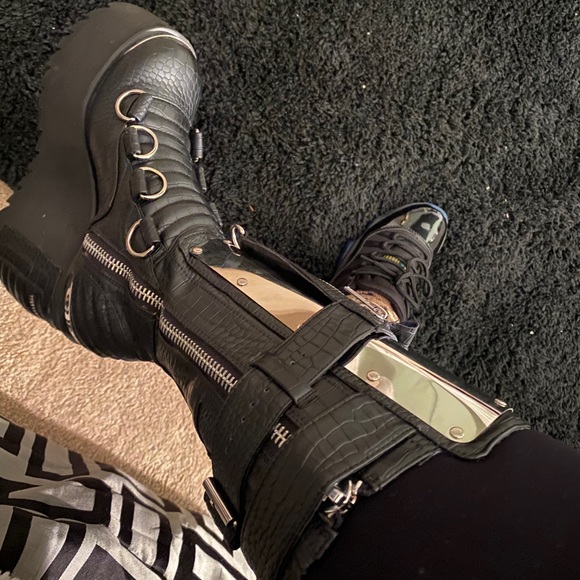 Dolls Kill Boots (SOLD OUT) - Picture 1 of 11